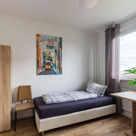 Enjoy Your With Dkn - Mon-sun - Late Night Check-in - Multilanguage - Near S-bahn - Witamy Serdecznie Halle (Saale)